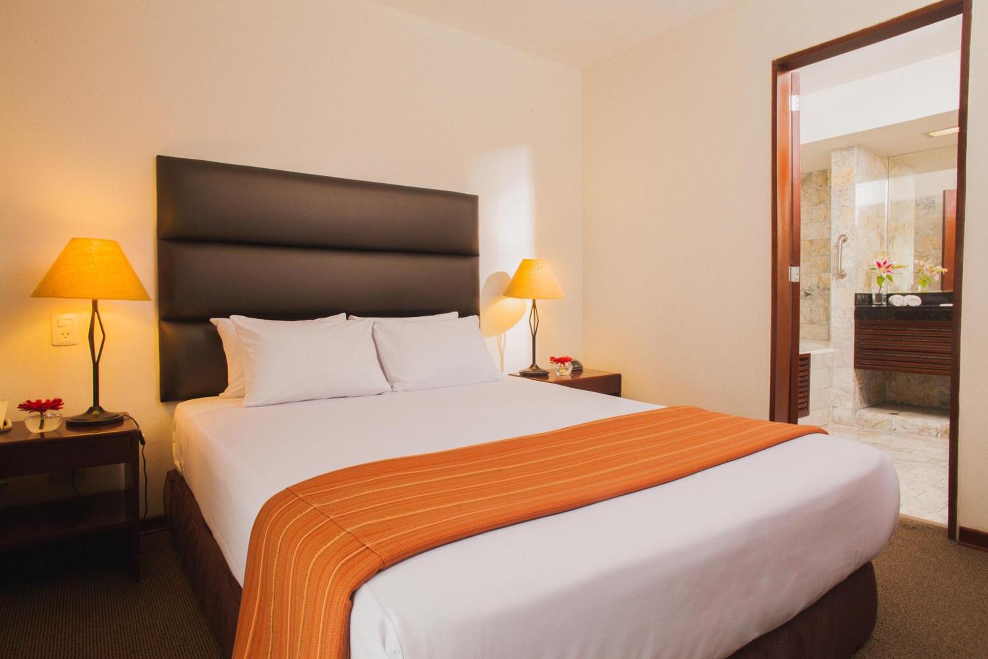 La Paz Apart Hotel Лима Экстерьер фото