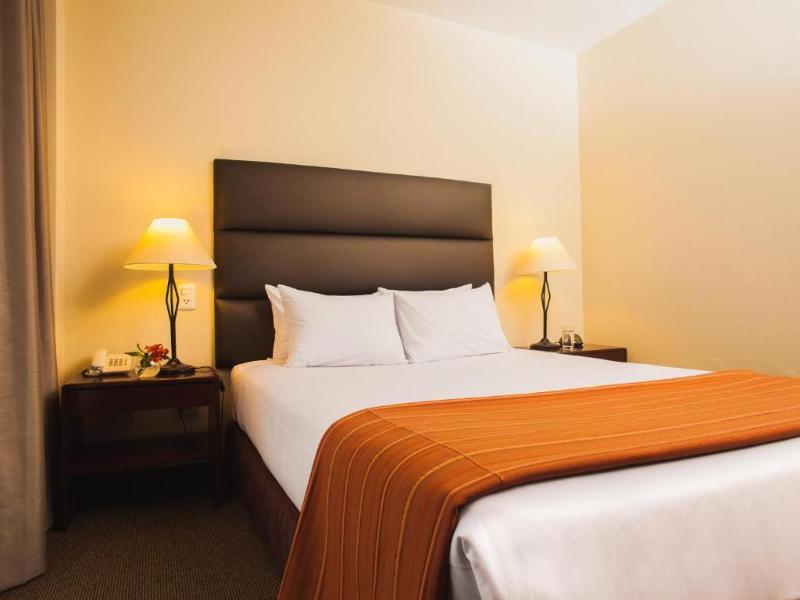 La Paz Apart Hotel Лима Экстерьер фото